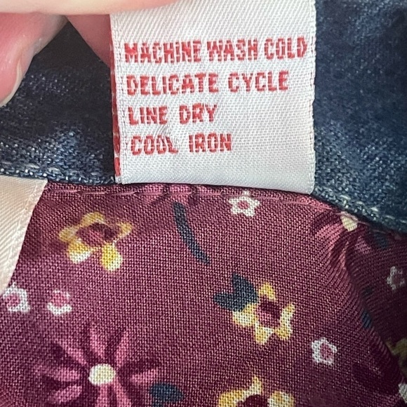 Vintage 90s no boundaries floral button up blouse - Picture 6 of 6